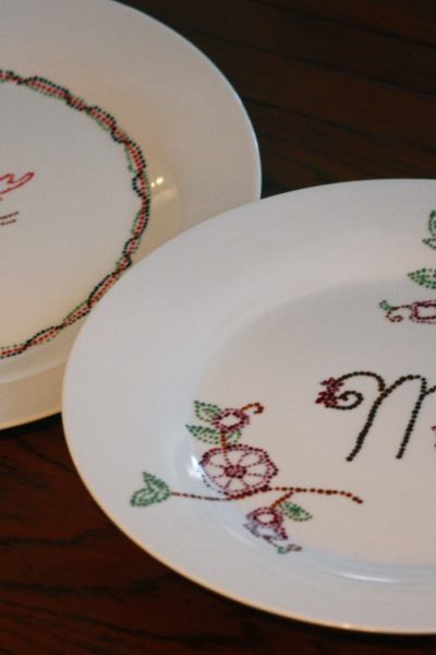 12 Days of Homemade Holiday Gifts Day 11 – Dot-Painted Dishes