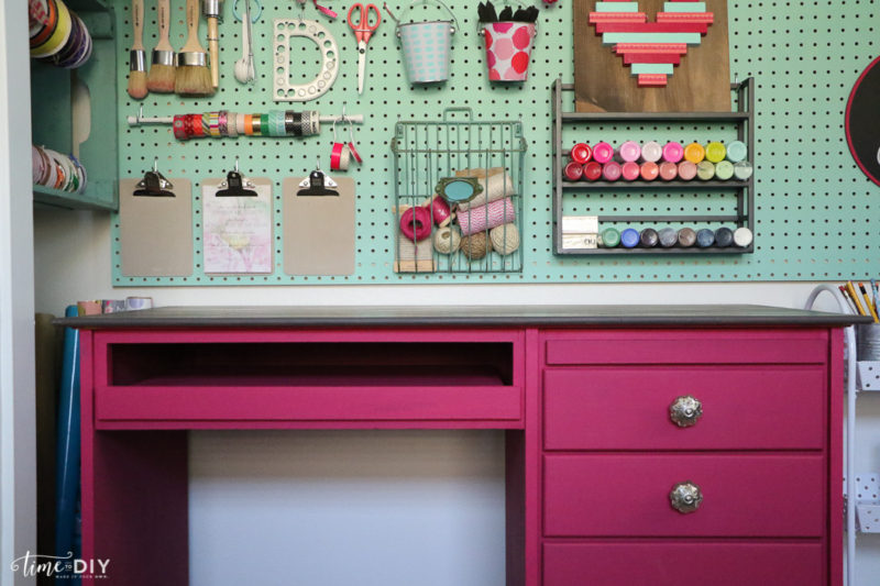 Pink Desk Makeover